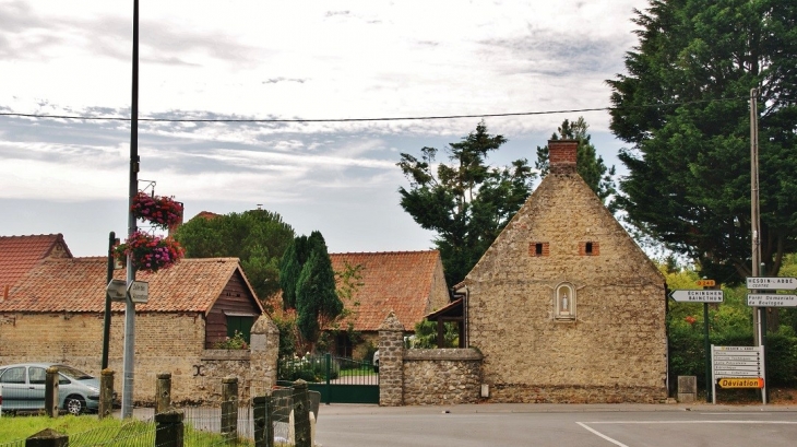 Le Village - Hesdin-l'Abbé