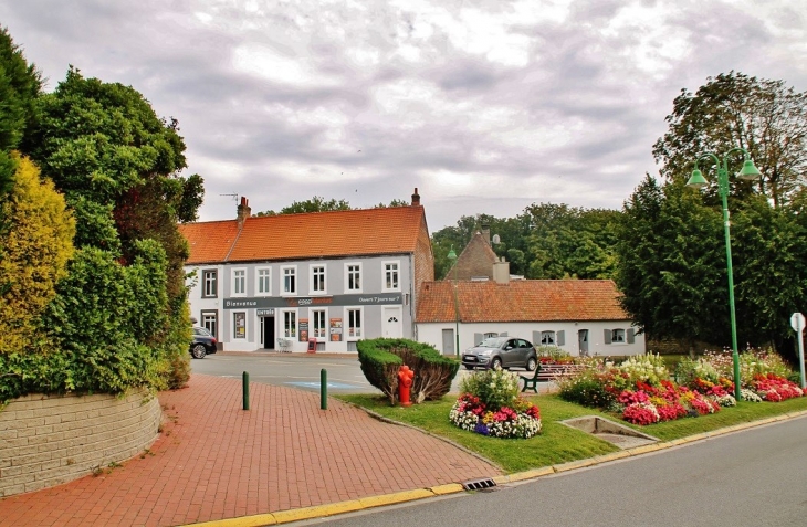 Le Village - Hesdin-l'Abbé