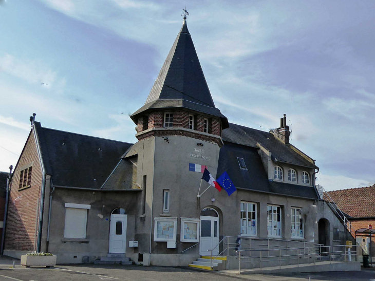 La mairie - Lagnicourt-Marcel