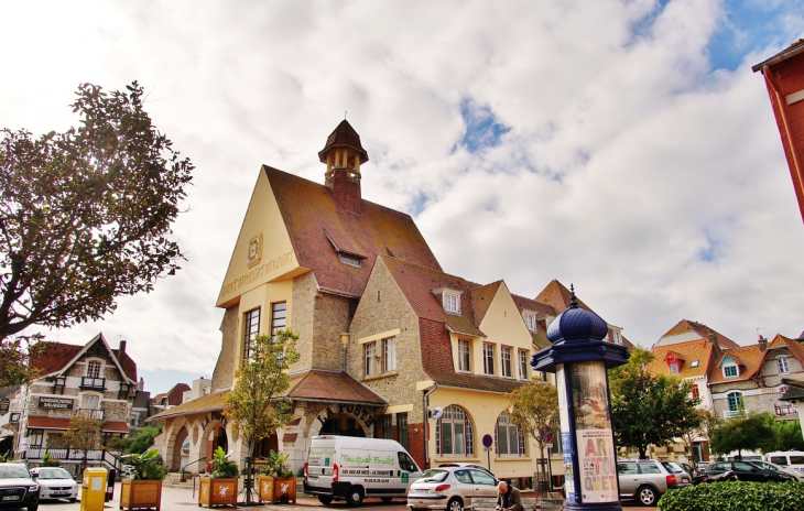 La Commune ( La Poste ) - Le Touquet-Paris-Plage