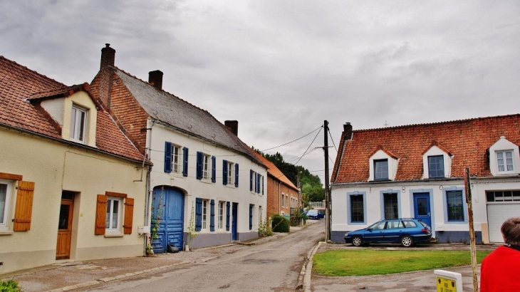 Le Village - Le Wast