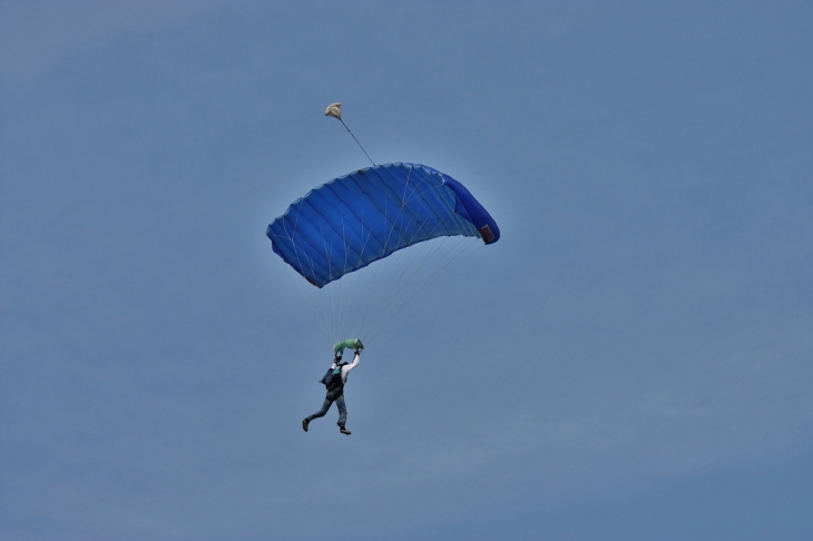 Parachutiste aerodrome - Lens