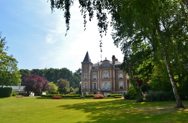 La Mairie ( le Parc ) - Longuenesse