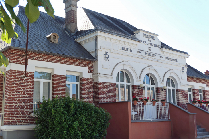 La mairie - Metz-en-Couture