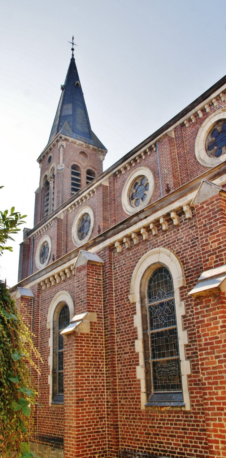 église St Martin - Mont-Saint-Éloi