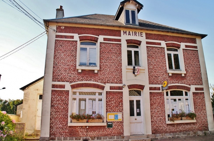 Mairie-Poste - Mont-Saint-Éloi