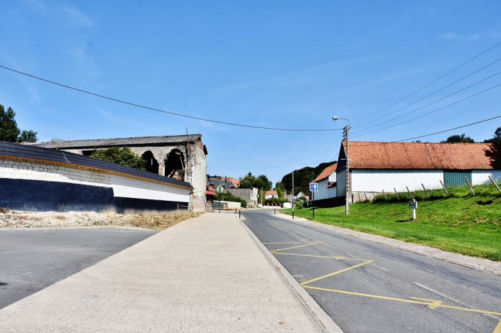 La Commune - Mouriez