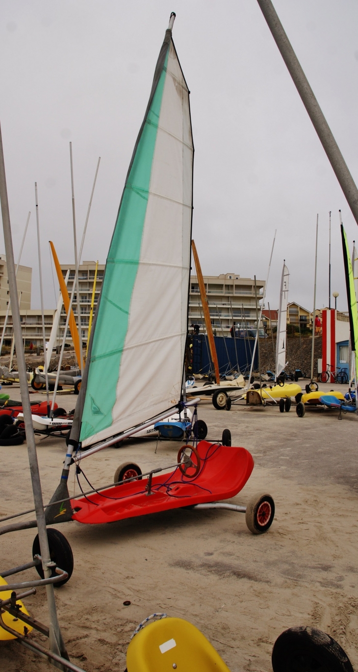 Chars a voile - Neufchâtel-Hardelot