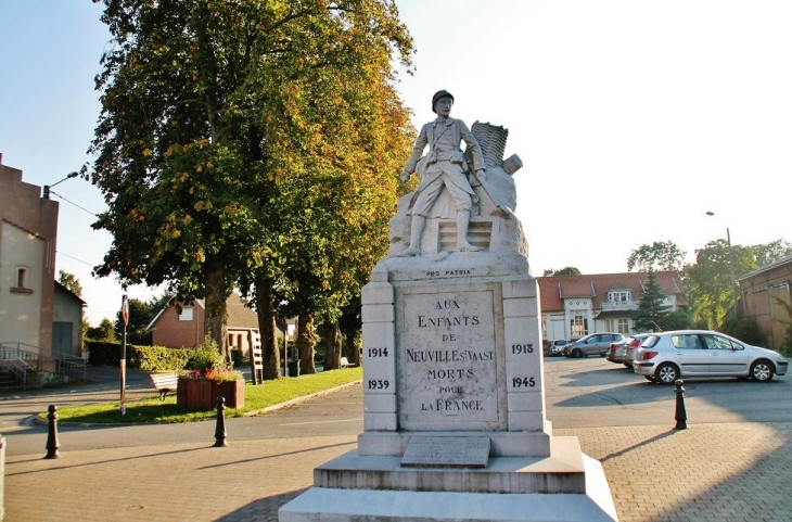 Monument-aux-Morts - Neuville-Saint-Vaast