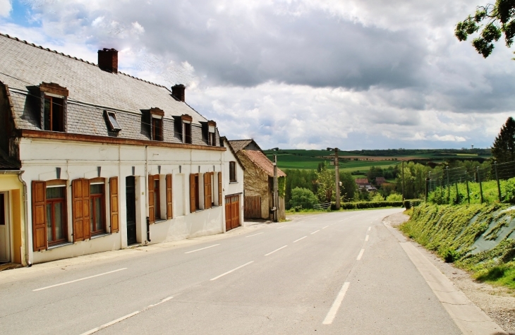 Le Village - Nielles-lès-Bléquin