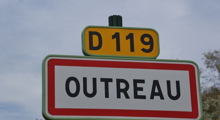  - Outreau