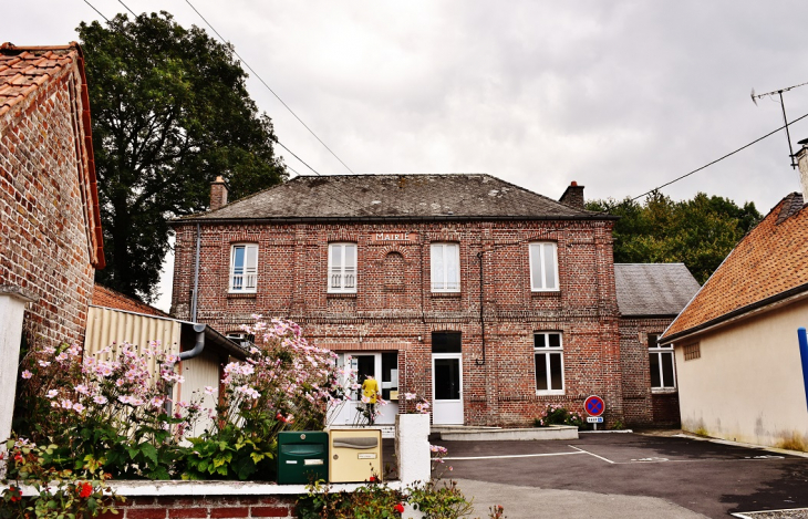 La Mairie - Quœux-Haut-Maînil