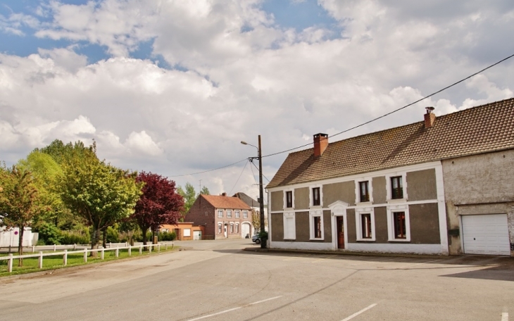 Le Village - Renty