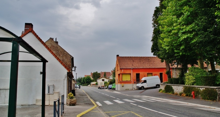 Le Village - Rety