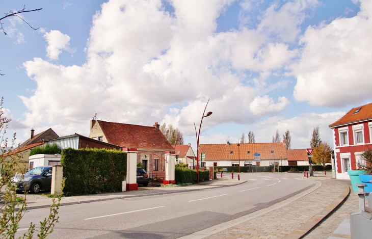 La Commune - Saint-Folquin