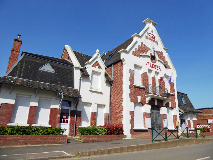 La mairie - Saint-Léger