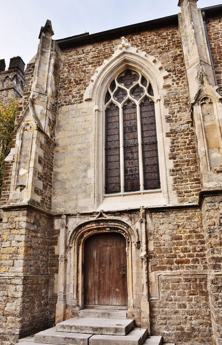   ..église Saint-Léonard 