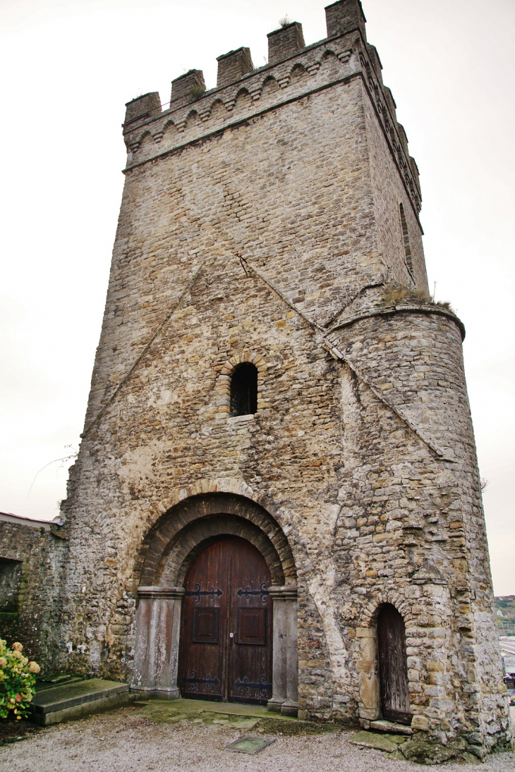 La Tour - Saint-Léonard