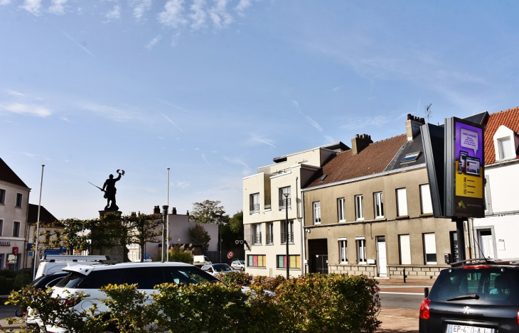 La Commune - Saint-Martin-Boulogne