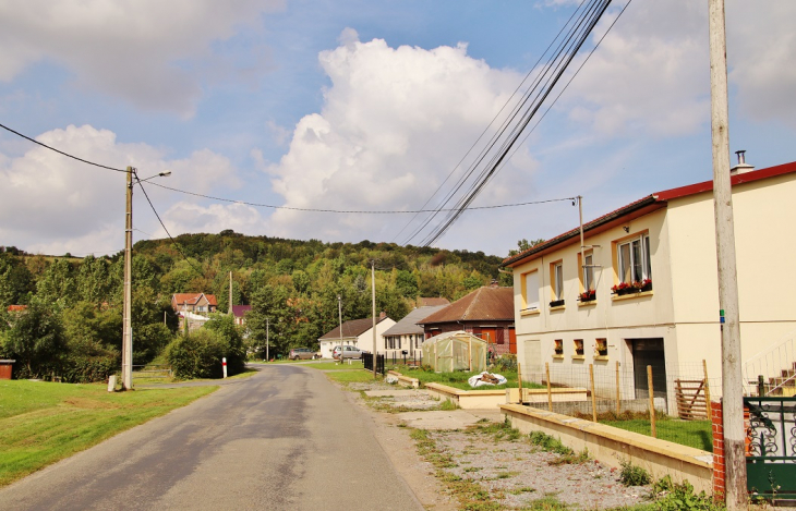 La Commune - Tilly-Capelle