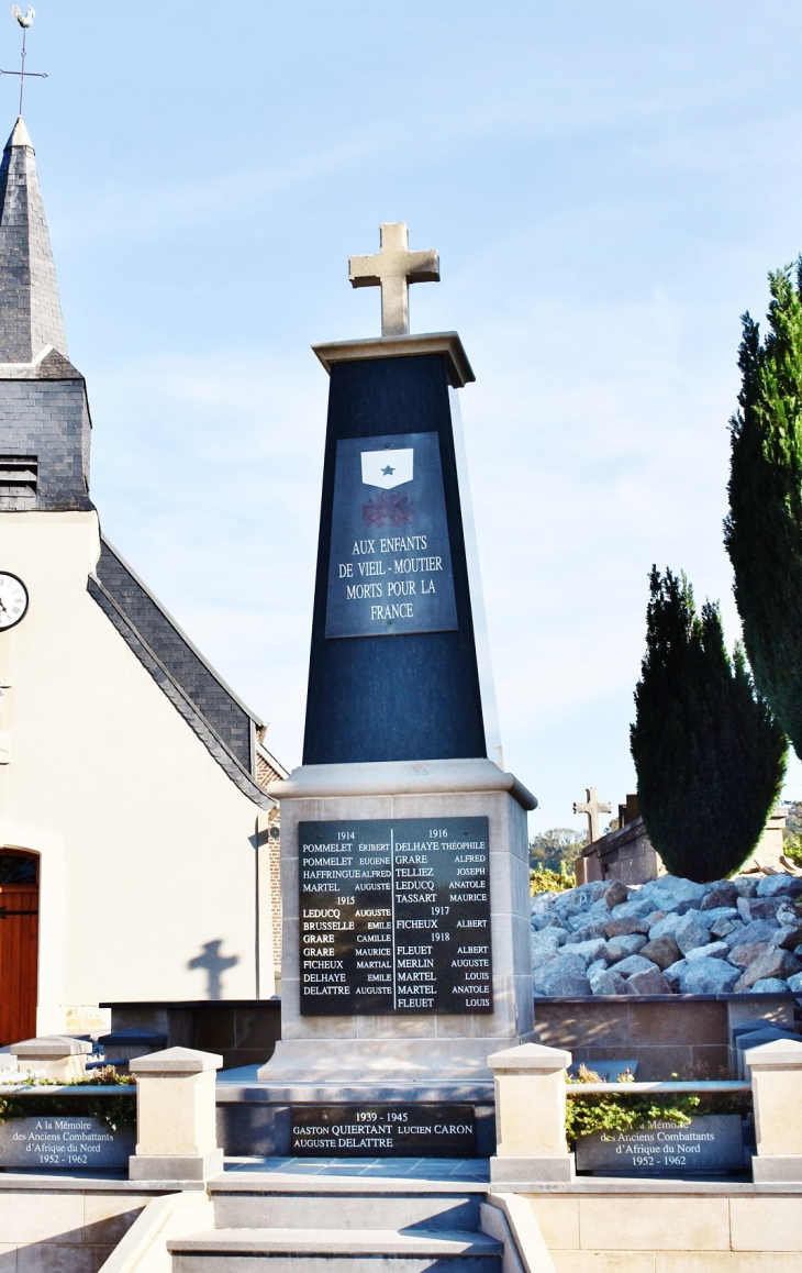 Monument-aux-Morts - Vieil-Moutier