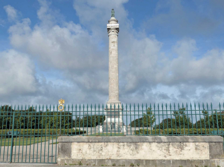 La colonne Napoléon - Wimille