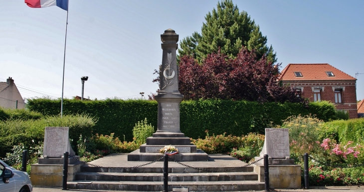 Monument aux Morts - Wizernes