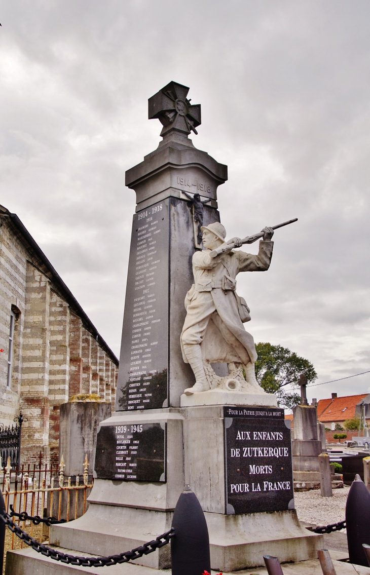 Monument-aux-Morts - Zutkerque