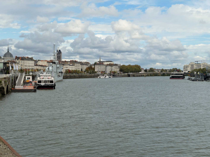 La ville au bord de la Loire - Nantes