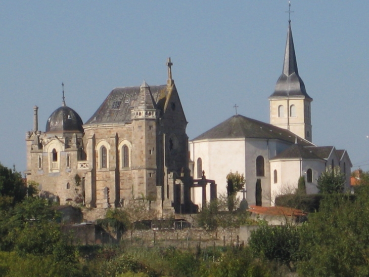 EGLISE ETE CHAPELLE GARREAU - Remouillé