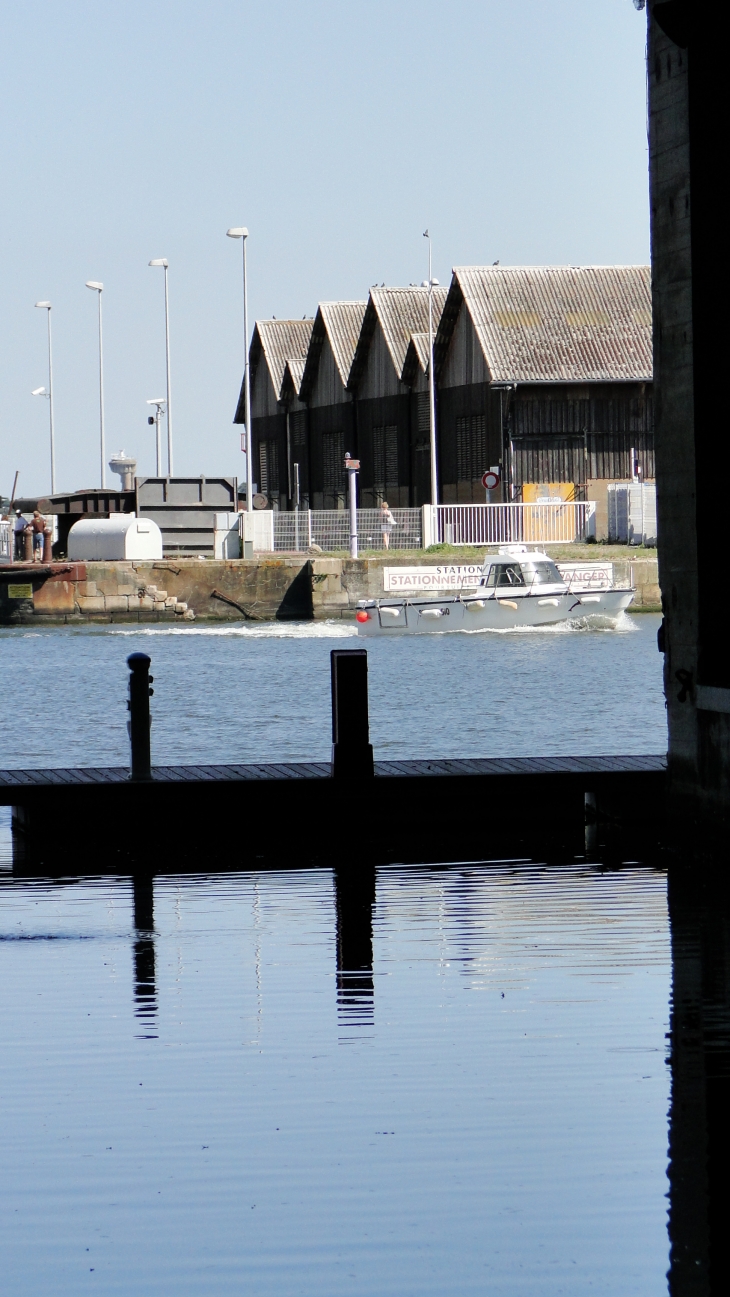 Base sous marine - Saint-Nazaire