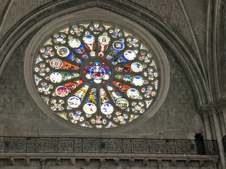 L'intérieur de la cathédrale Saint Maurice : la rosace Nord - Angers