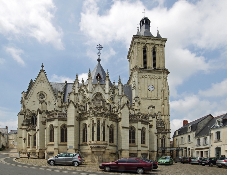 Eglise Notre-Dame. - Beaufort-en-Vallée