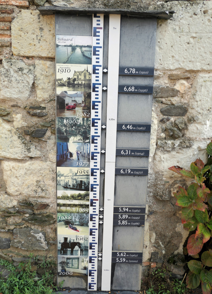 L'échelle des crues de la Loire - Béhuard