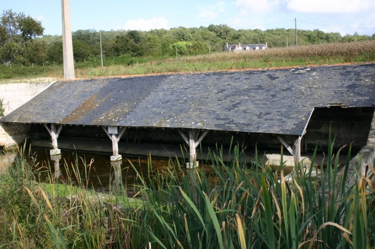 Le lavoir de Saugré - Dénezé-sous-Doué