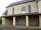 Le porche de l'église Saint Pierre.