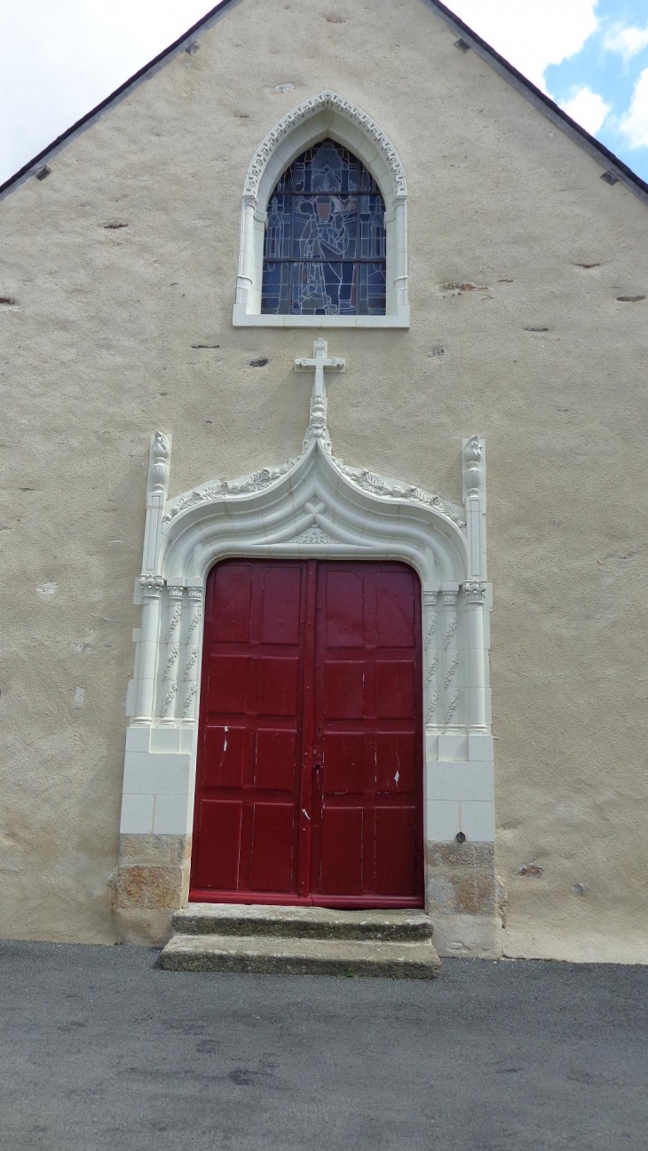 Eglise Saint-Loup (XIè, XVIè et XIXè siècles) - La Jaille-Yvon