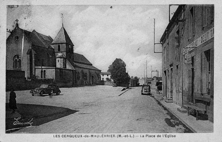 Le bourg - Les Cerqueux