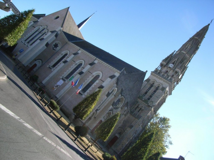 Eglise Martigné Briand - Martigné-Briand