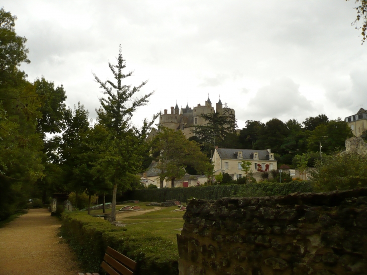 Le Château - Montreuil-Bellay