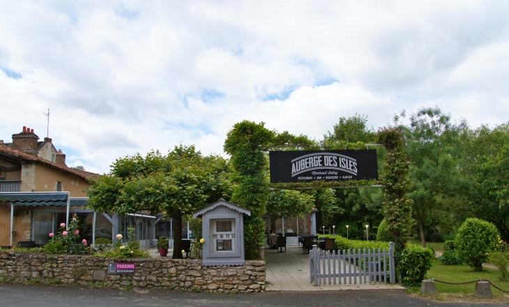 Le Restaurant. - Montreuil-Bellay