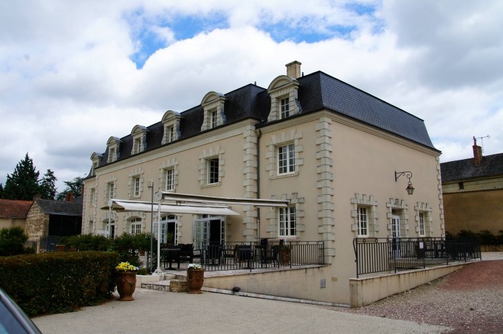 L'hotel Le Relais. - Montreuil-Bellay