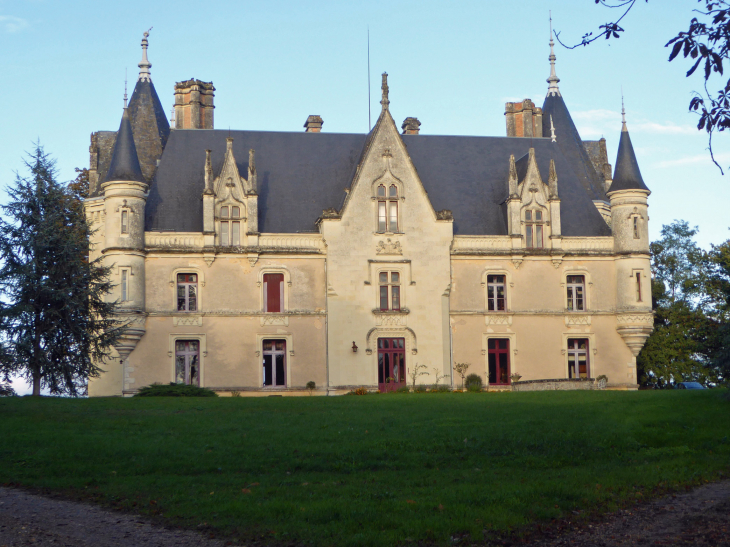 Le château - Montreuil-sur-Loir