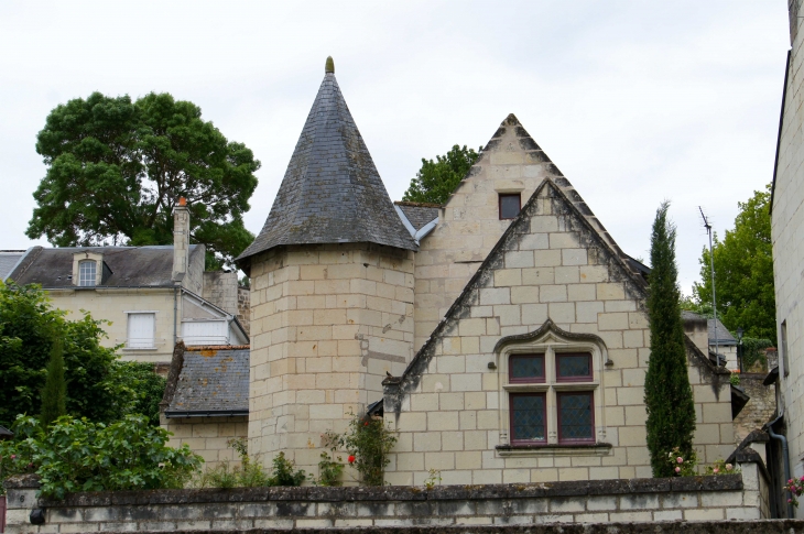 Maison bourgeoise du village. - Montsoreau