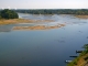 La Loire à Montsoreau. On devine l'embouchure de la Vienne sur la droite. En haut à gauche, la centrale nucléaire d'Avoine avec ses tours de réfrigération.  The Loire Montsoreau. We guess the mouth of Vienna on the right. Top left, the nuclear Oats with i