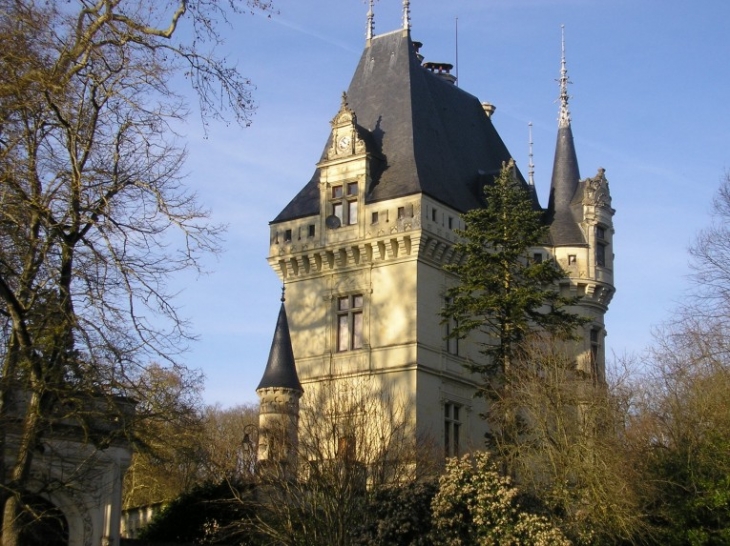 Château - Rou-Marson