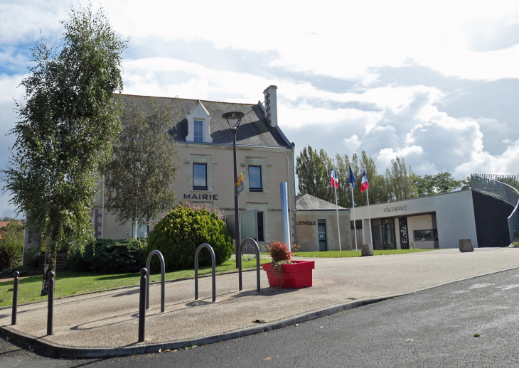 La mairie - Saint-Georges-des-Gardes