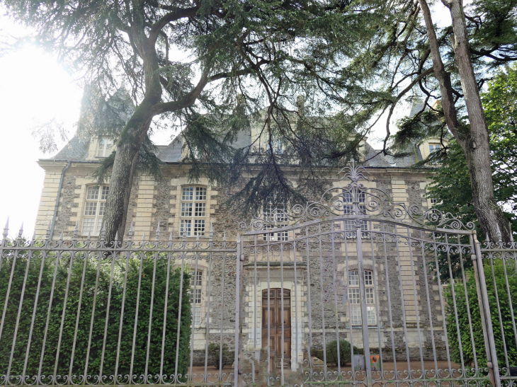 Belle demeure dans la commune - Saint-Georges-sur-Loire