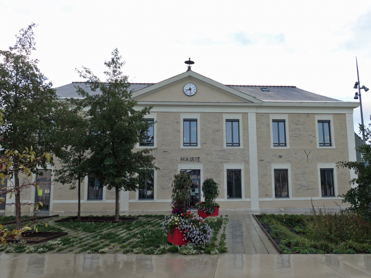 La mairie - Saint-Sylvain-d'Anjou