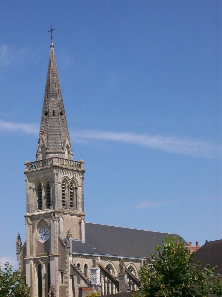 Magnifique église - Sainte-Gemmes-d'Andigné